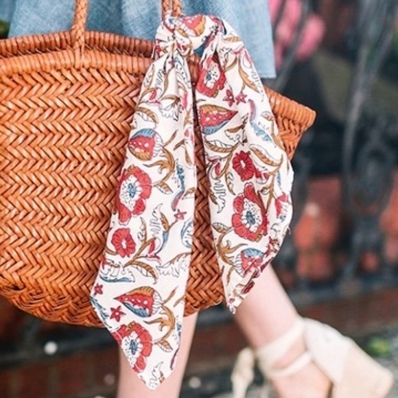 Sezane Accessories - Sezane Floral Cotton Square Scarf